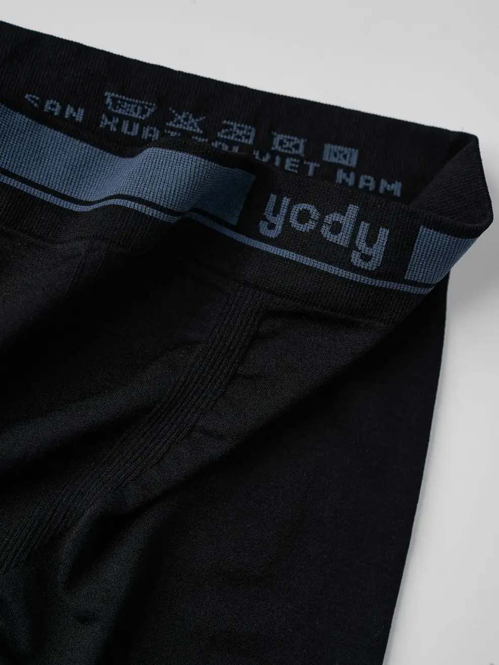 Quần Lót Nam Boxer Dệt Liền Mềm Mại (QCM6003) - ĐEN 002 - M