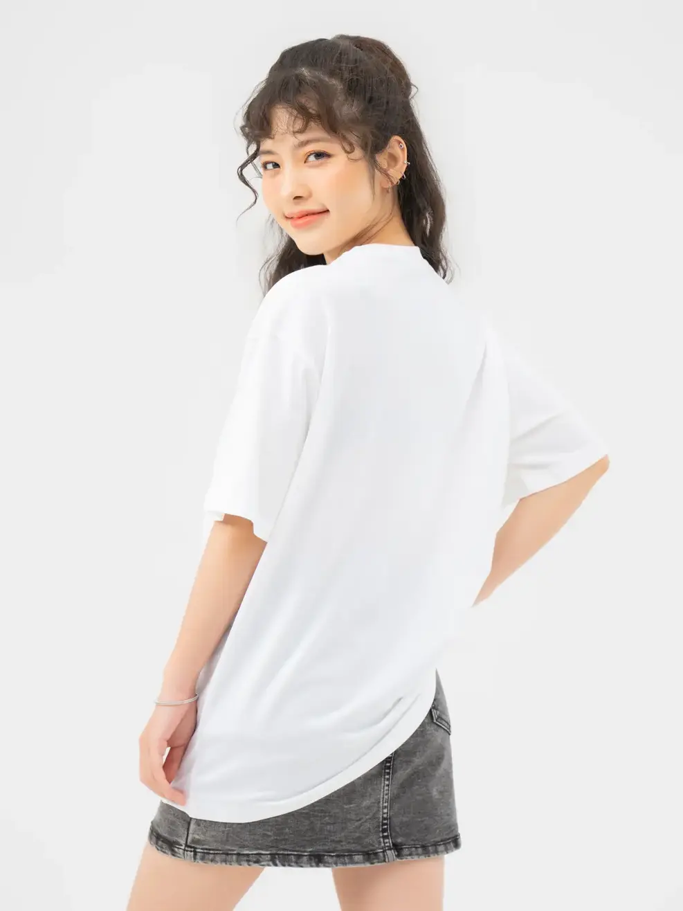 T-shirt Nữ In Cat Đeo Kinh Cotton Usa - Trắng 1 - F