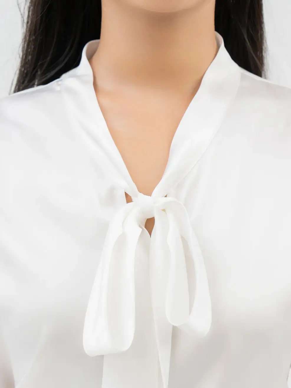 Sơ Mi Cộc Tay Nữ Vai Chờm Nơ Cổ - Trắng - S