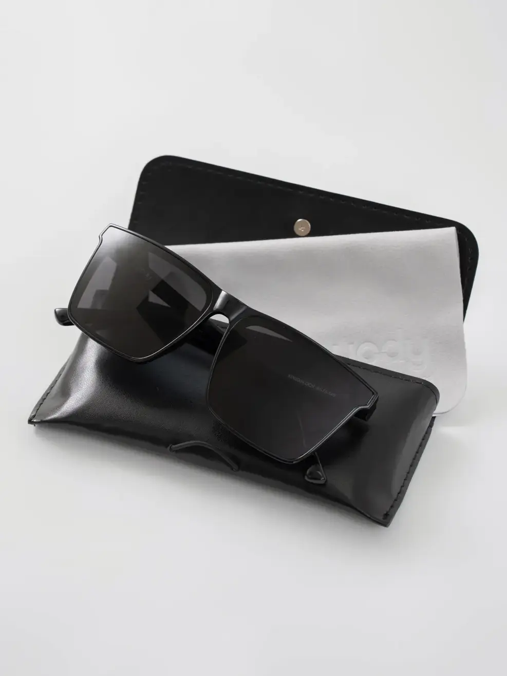 Kính Râm Phân Cực Chống Tia Uv Mắt Vuông - Đen Xám - XXX