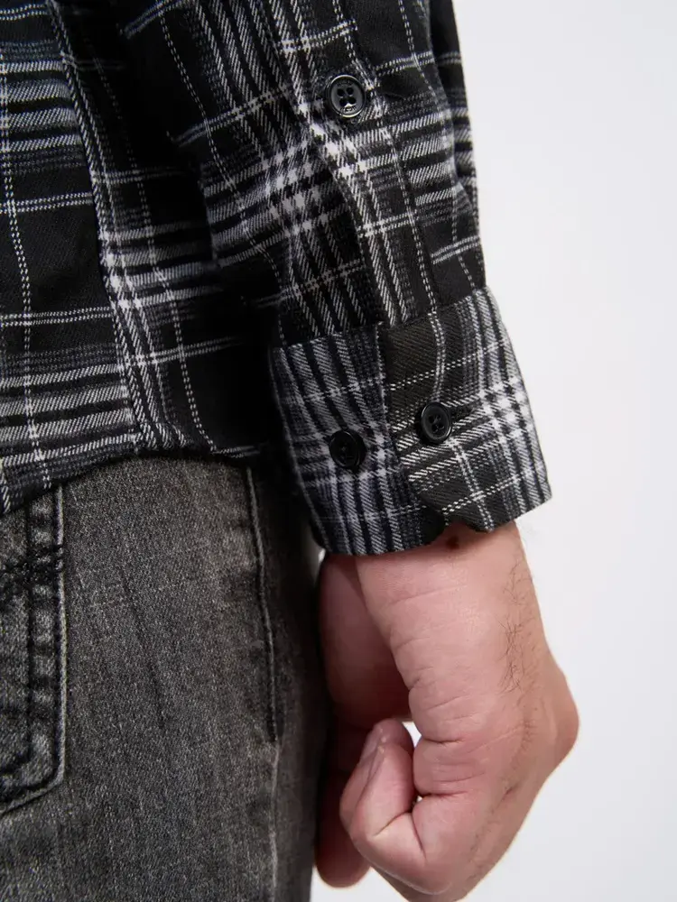 Sơ mi kẻ 2 túi ngực - Kẻ đen - L