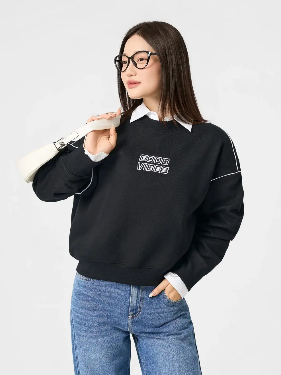 Áo Nỉ Oversize Lửng Thêu Thân Trước - ĐEN 002 - S