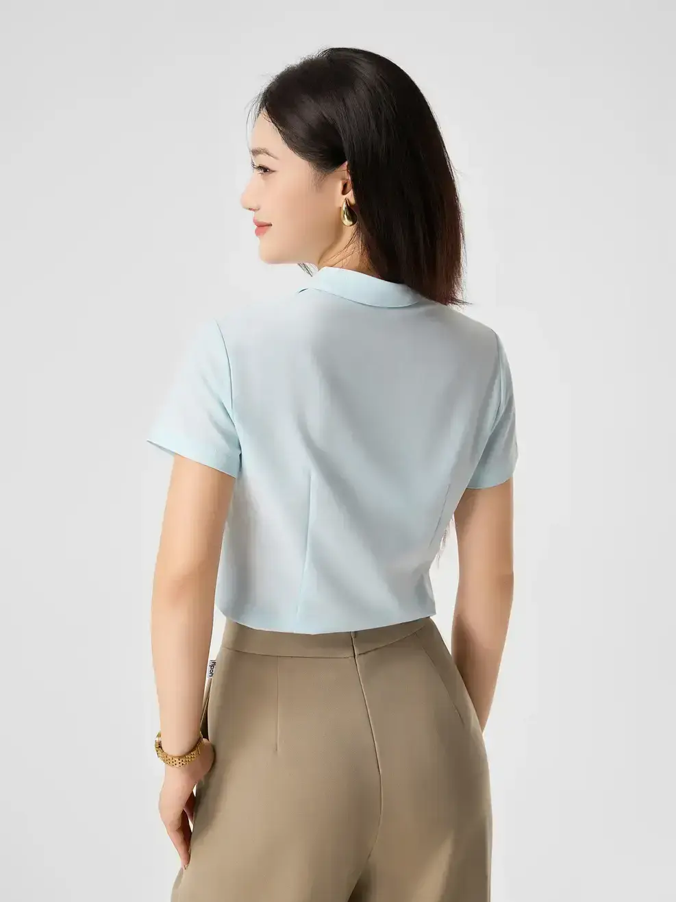 Áo Sơ Mi Nữ Ôm Cộc Tay Nano (4 Màu) - Xanh nhạt - S