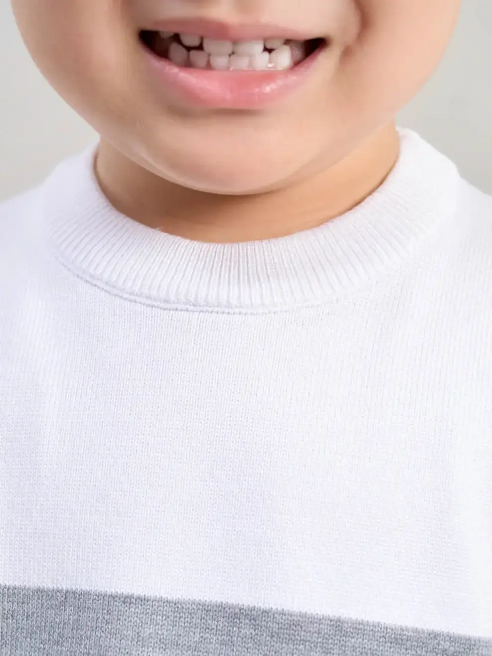 Áo len kid phối ngang - Đỏ phối ghi trắng - 10