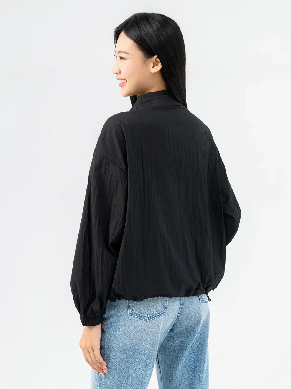 Áo Khoác Thể Thao Nữ Siêu Nhẹ - Đen - M