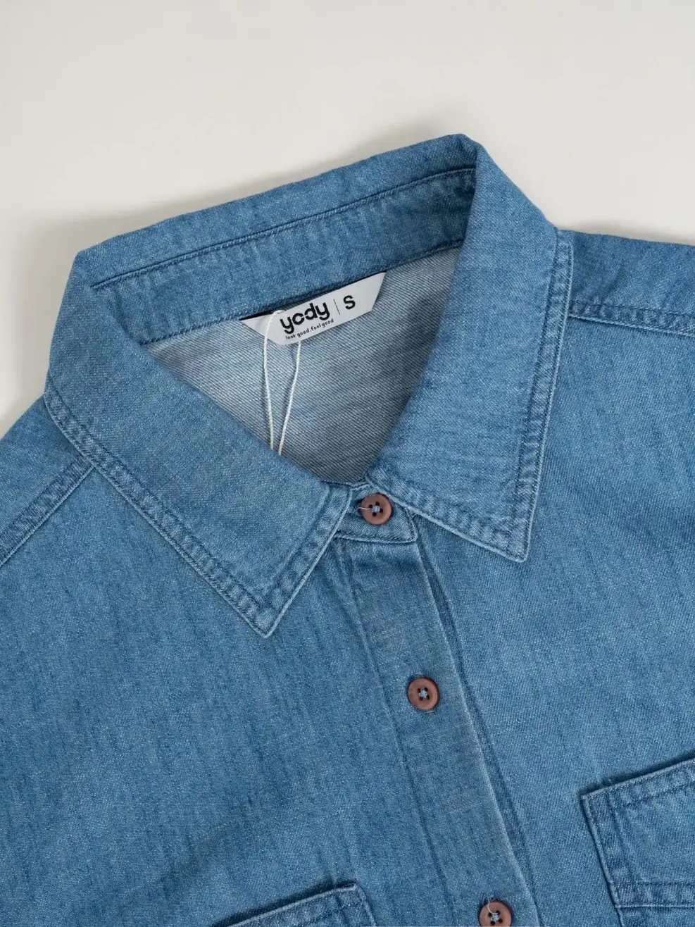 Áo Khoác Jeans Nữ Crop Mỏng Nhẹ - Xanh nhạt - S