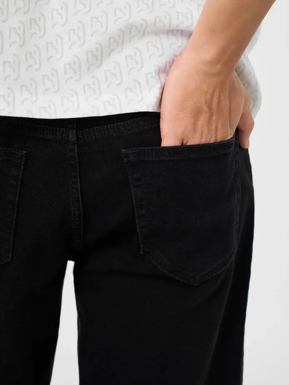 Quần Short Jeans Nam Regular Black Wash - Đen 011 - 28