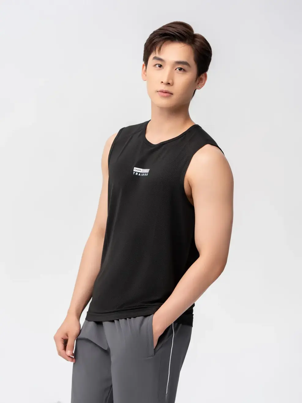 T-shirt Thể Thao Nam In Chữ Cross - Đen - M