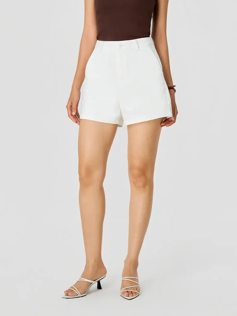 Quần Shorts Nữ Khaki Regular Stretch - Trắng 071