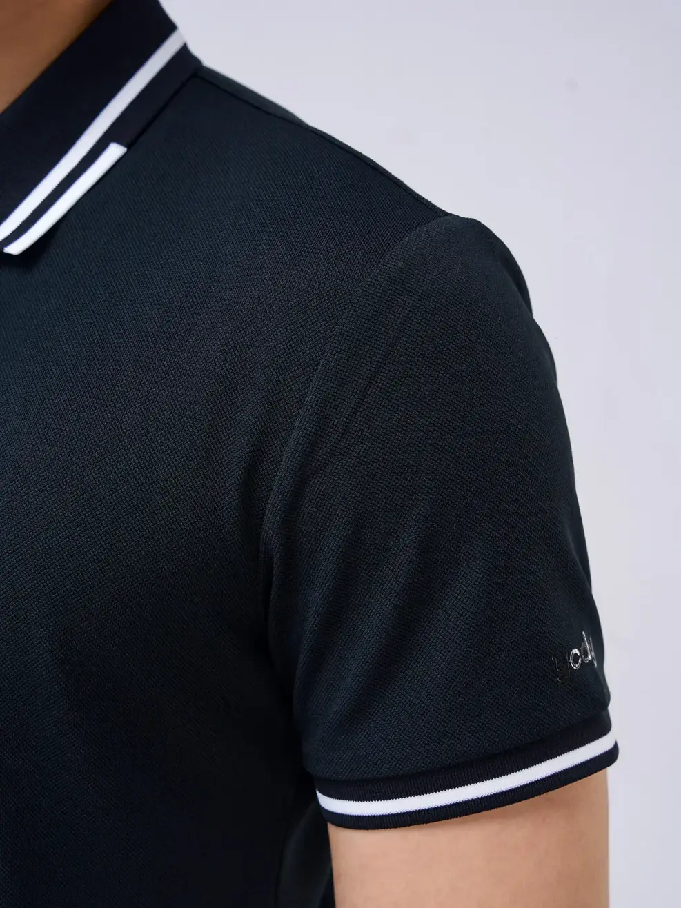 Polo nam café bo kẻ to - Đen - M