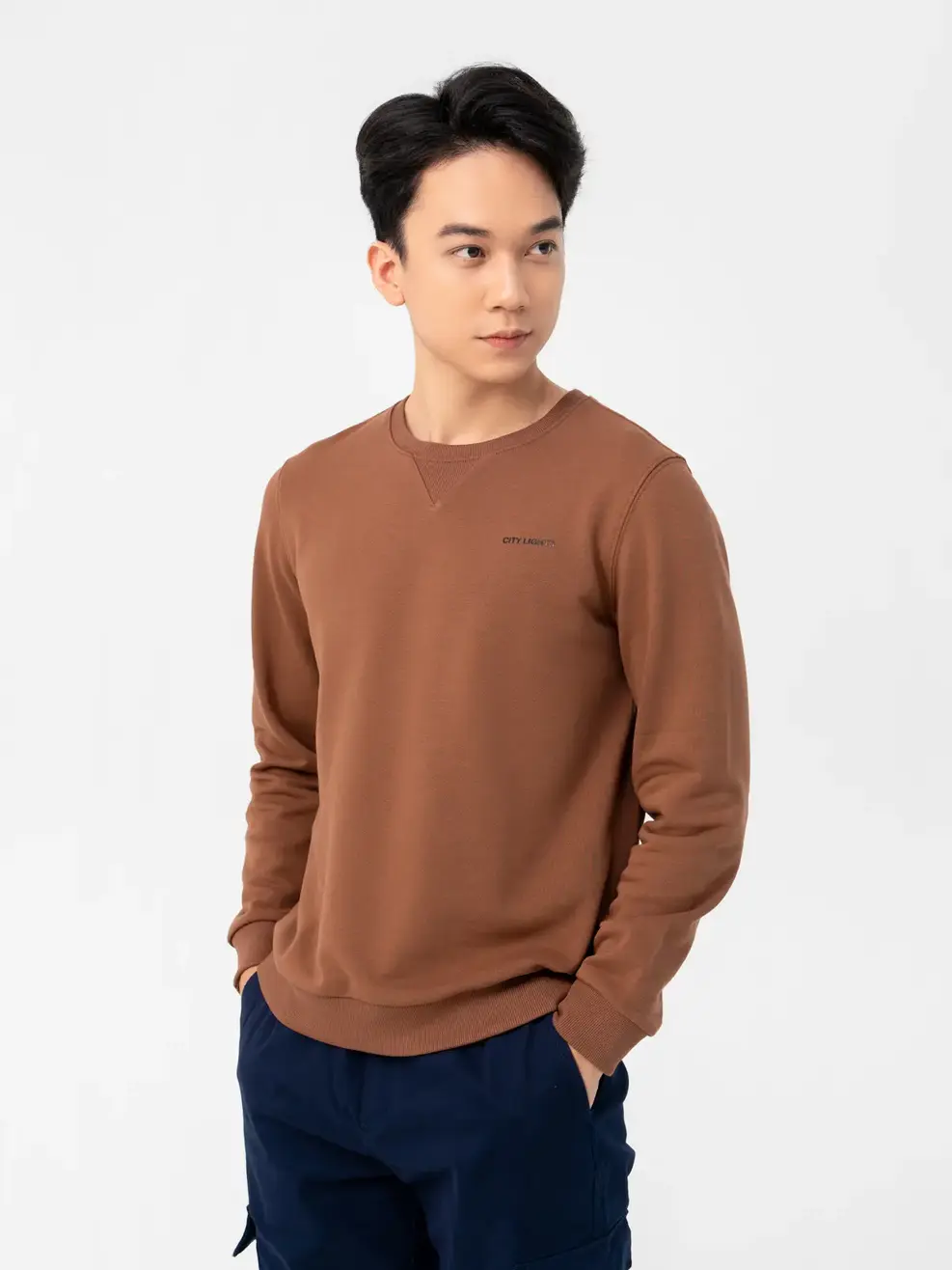 Áo Thun Đông Nam In Chữ City - Nâu - M