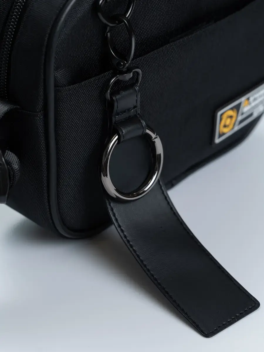 Túi unisex chống nước phối da - Đen