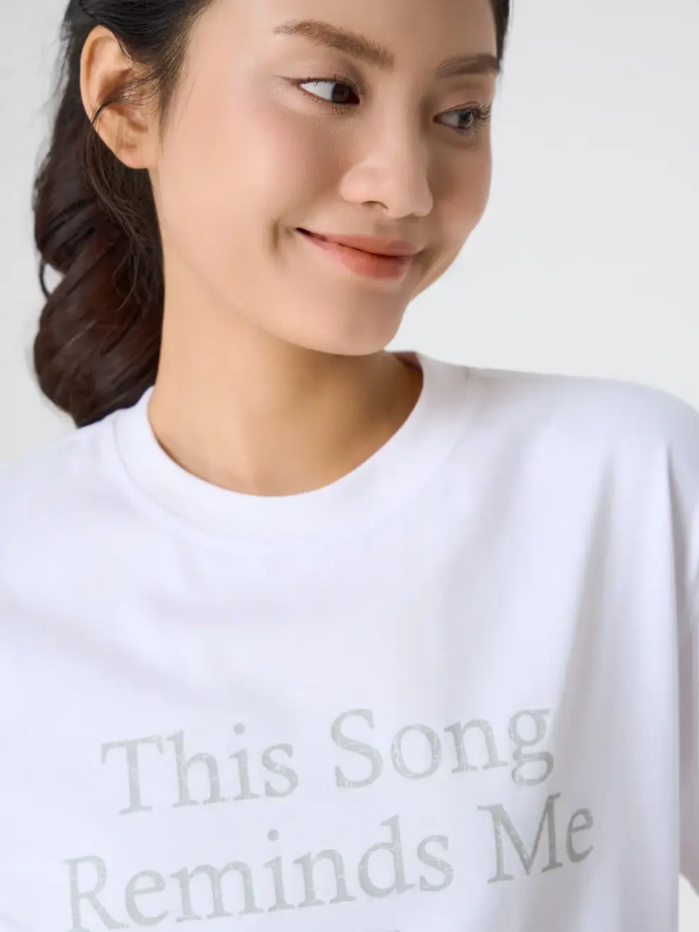 Áo Phông Ngắn Tay In Hình Thân Trước - Trắng 001 - S