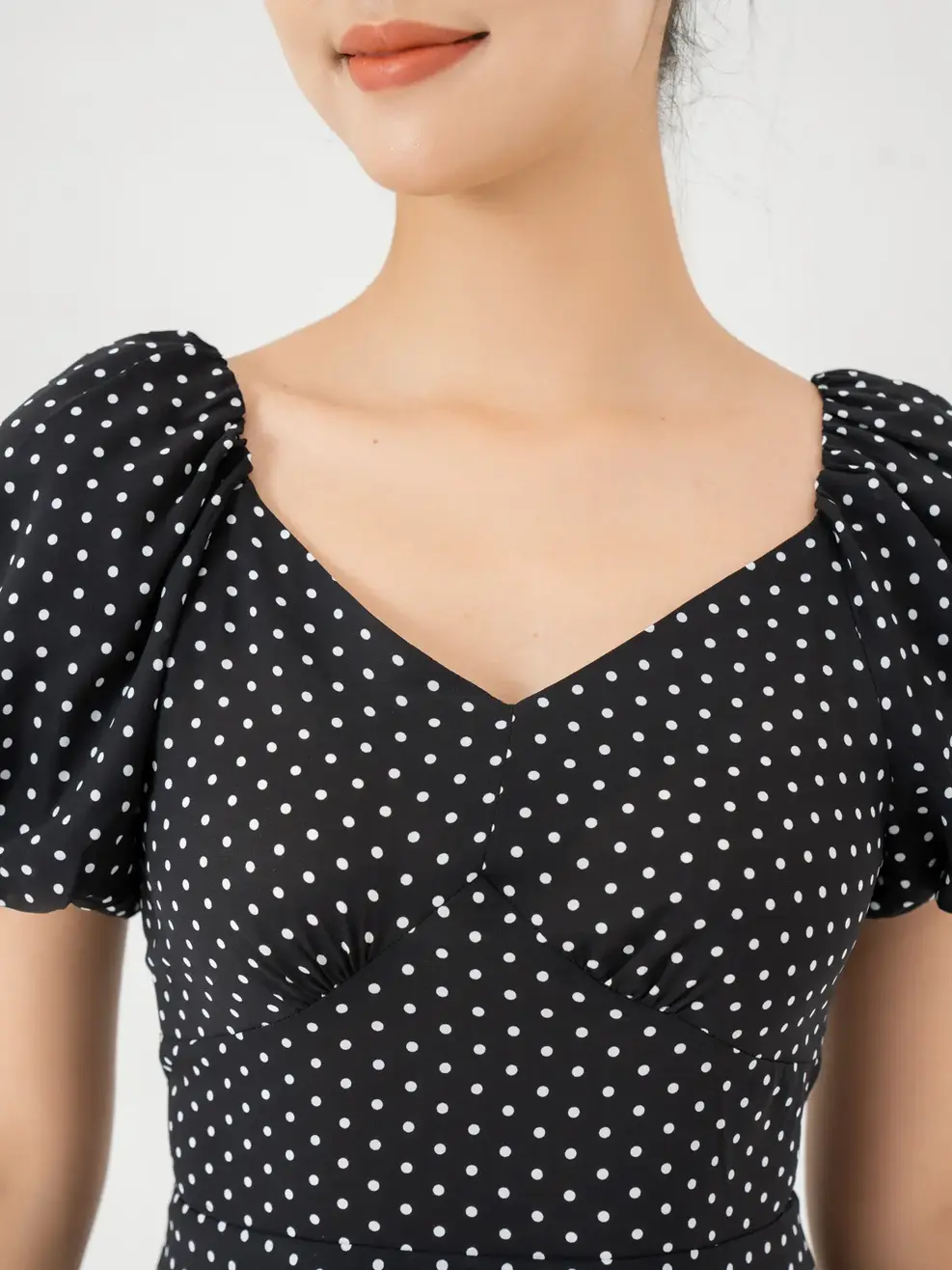 Váy Nữ Tay Raglan Bồng 2 Lớp - Đen - S