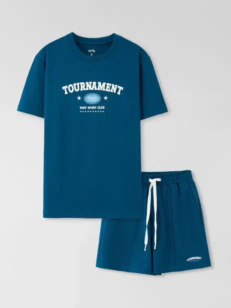 Bộ Đồ In Ngực Áo