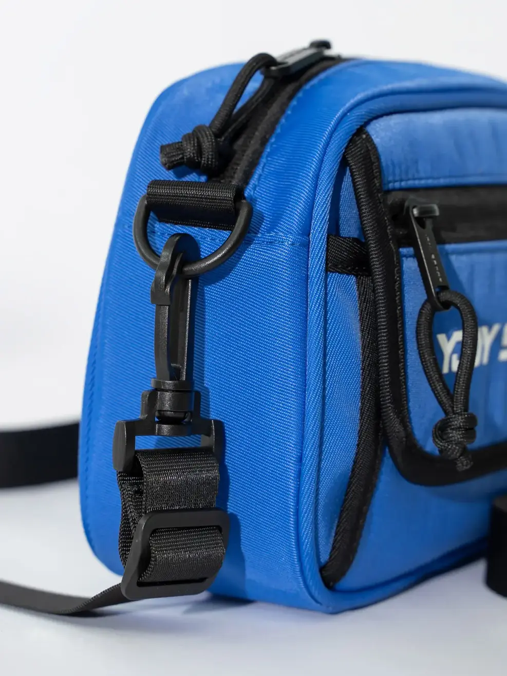 Túi Unisex Đeo Chéo Nắp Nam Châm - Xanh