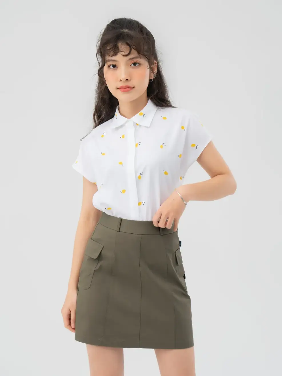 Áo Sơ Mi Tay Ngắn Nữ Vai Chờm In Họa Tiết - Trắng - S