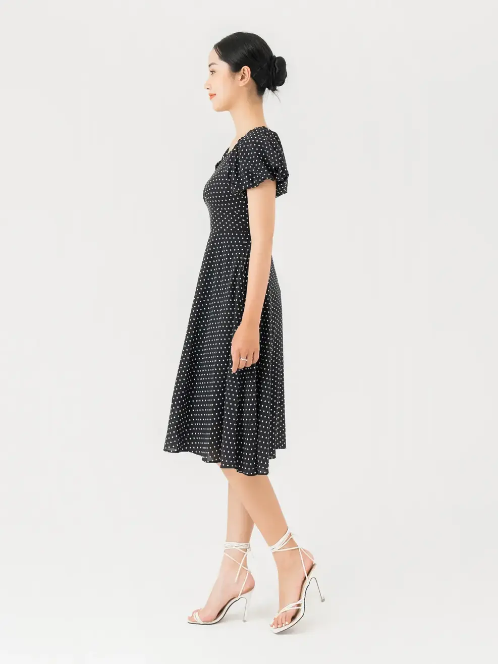 Váy Nữ Tay Raglan Bồng 2 Lớp - Đen - S