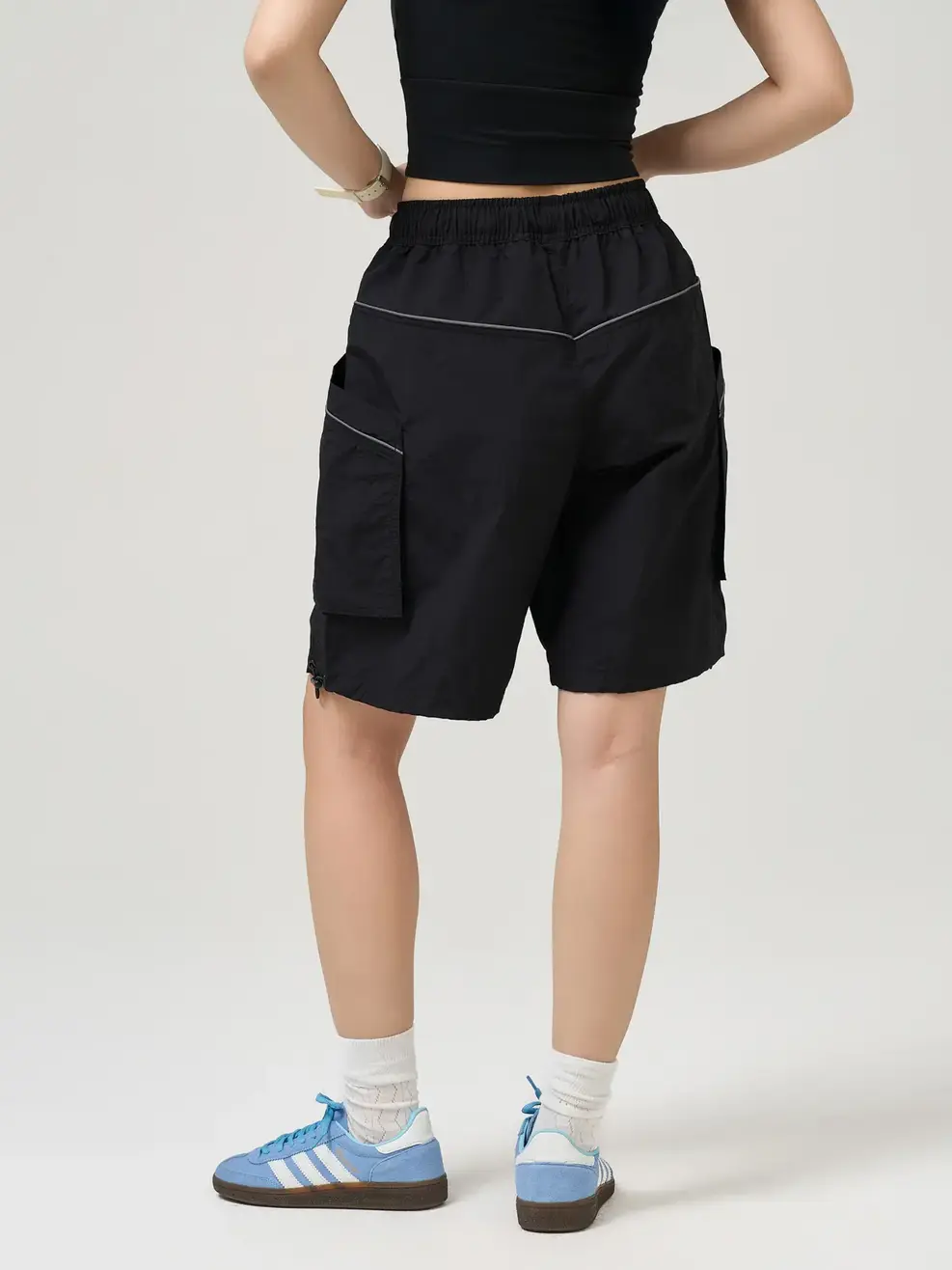 Quần Shorts Gió Lé Túi - Đen 001 - S