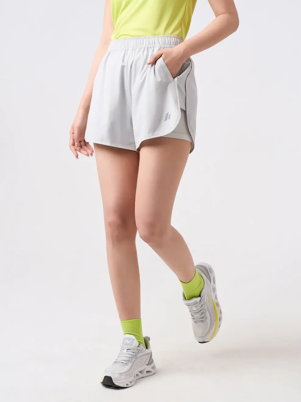 Quần Shorts Thể Thao Siêu Nhẹ 2 Lớp - Xám 033 - S