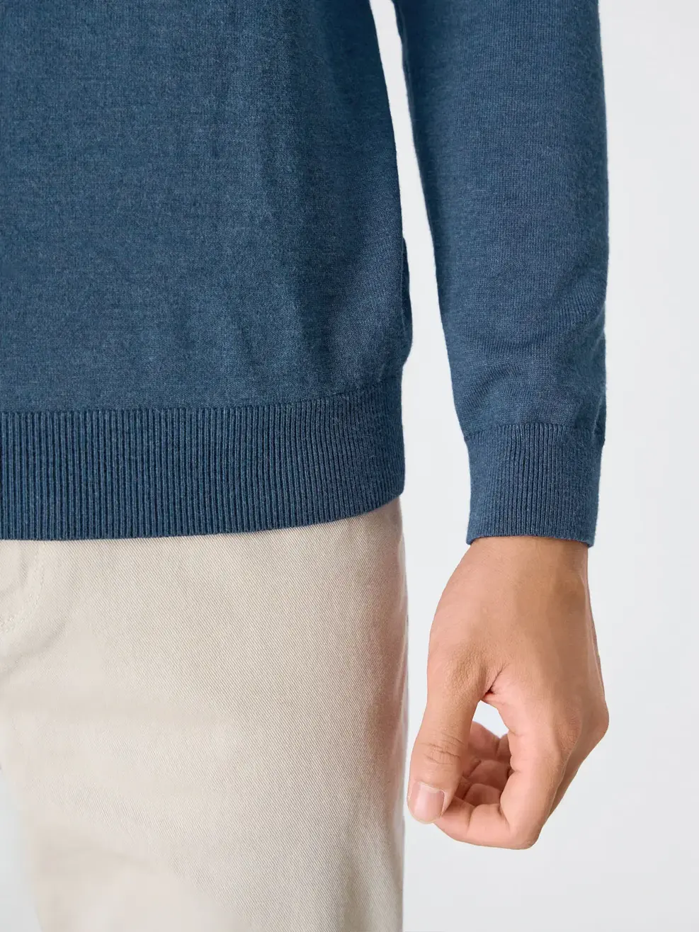 Áo Len Regular Cổ Tròn Mỏng Cơ Bản - Xanh ngọc 050 - XL