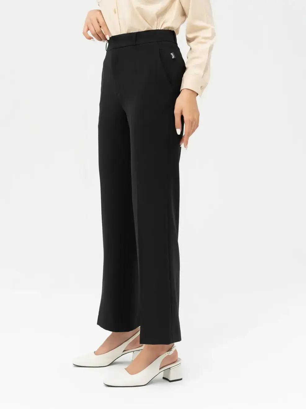 Quần Dài Ống Vểnh Cơ Bản (QAN6014) - ĐEN 002 - S