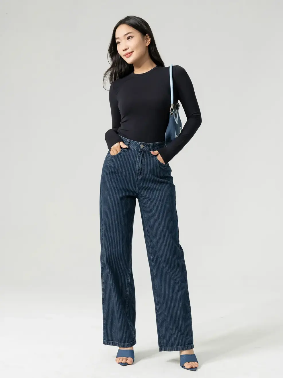 Áo Thu Đông Nữ Giữ Nhiệt Cổ Tròn - Đen - S