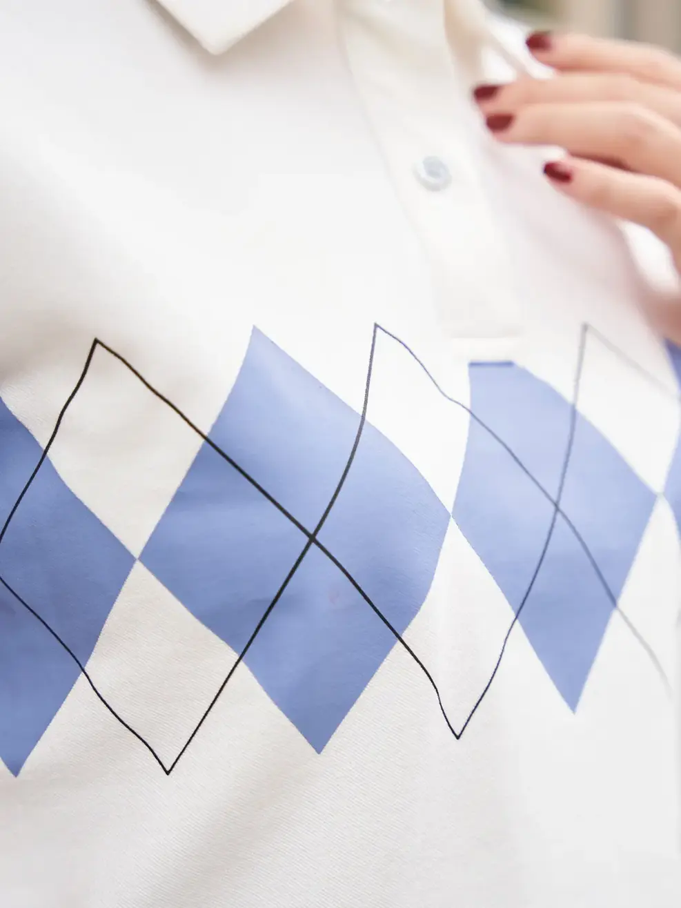 Polo nữ mắt chim croptop in hình - Trắng - S