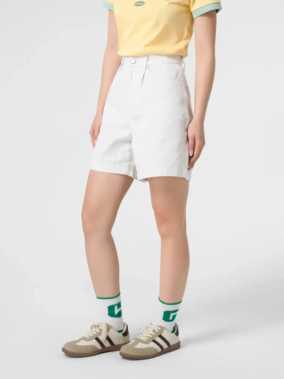 Quần Short Jeans Ngắn Chữ A Chiêt Ly Túi Ốp Cơ Bản - Trắng 002 - 26