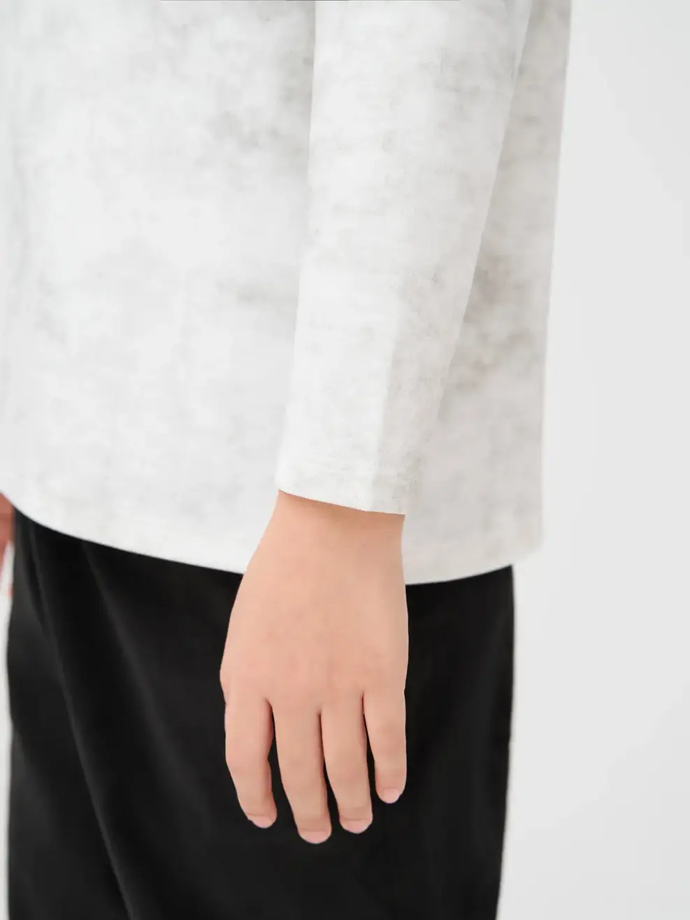 Áo Phông Dài Tay Loang Màu - Trắng 001 - 110