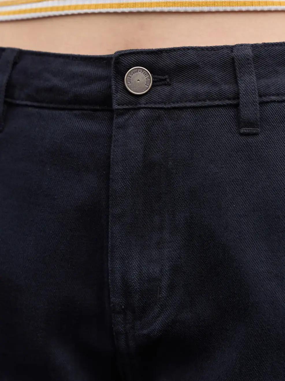 Quần khaki dáng boy túi dọc - Đen - 29