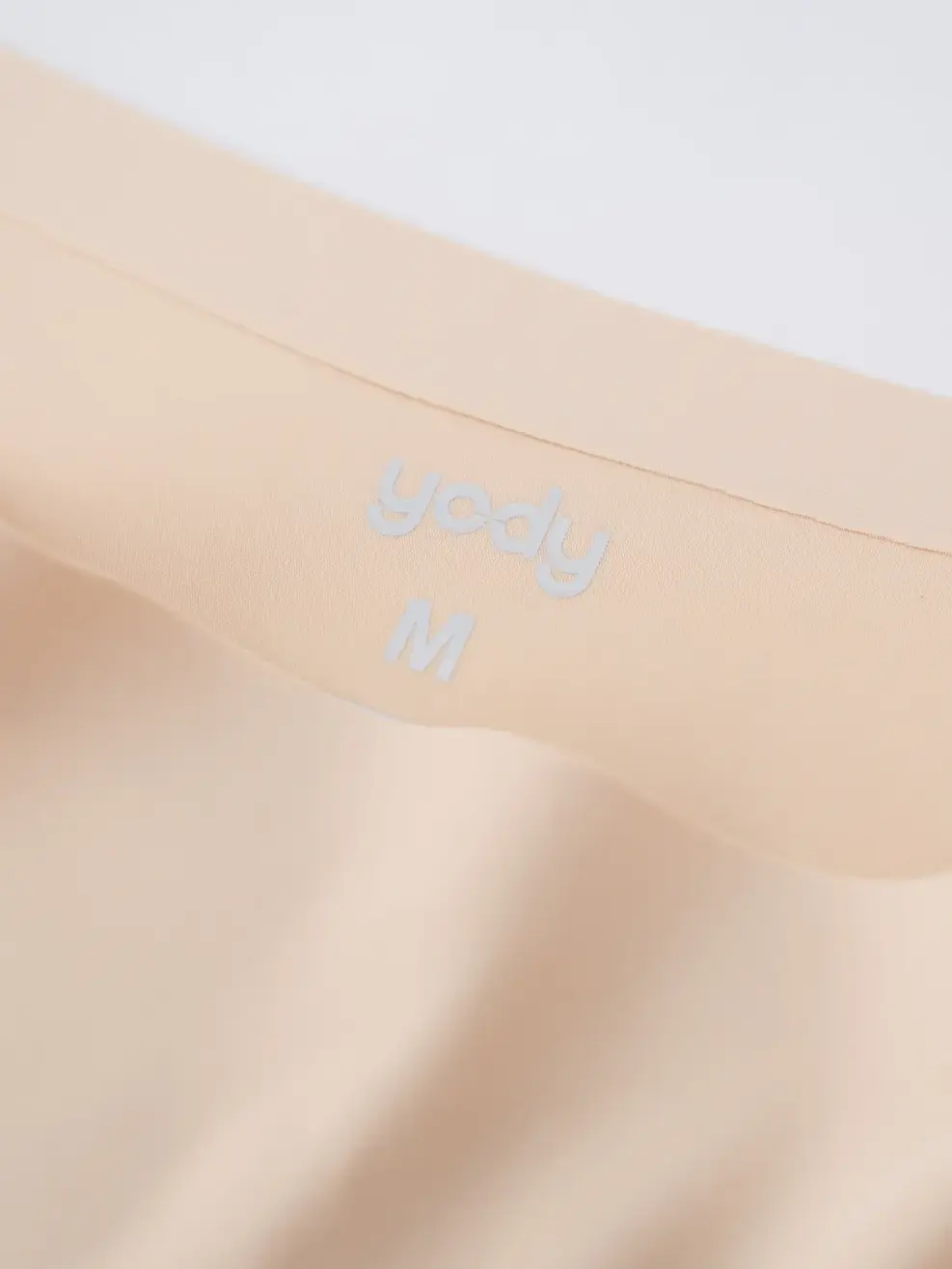 Quần Lót Nữ Hipster Seamless Siêu Mềm Mướt - BE 147 - M