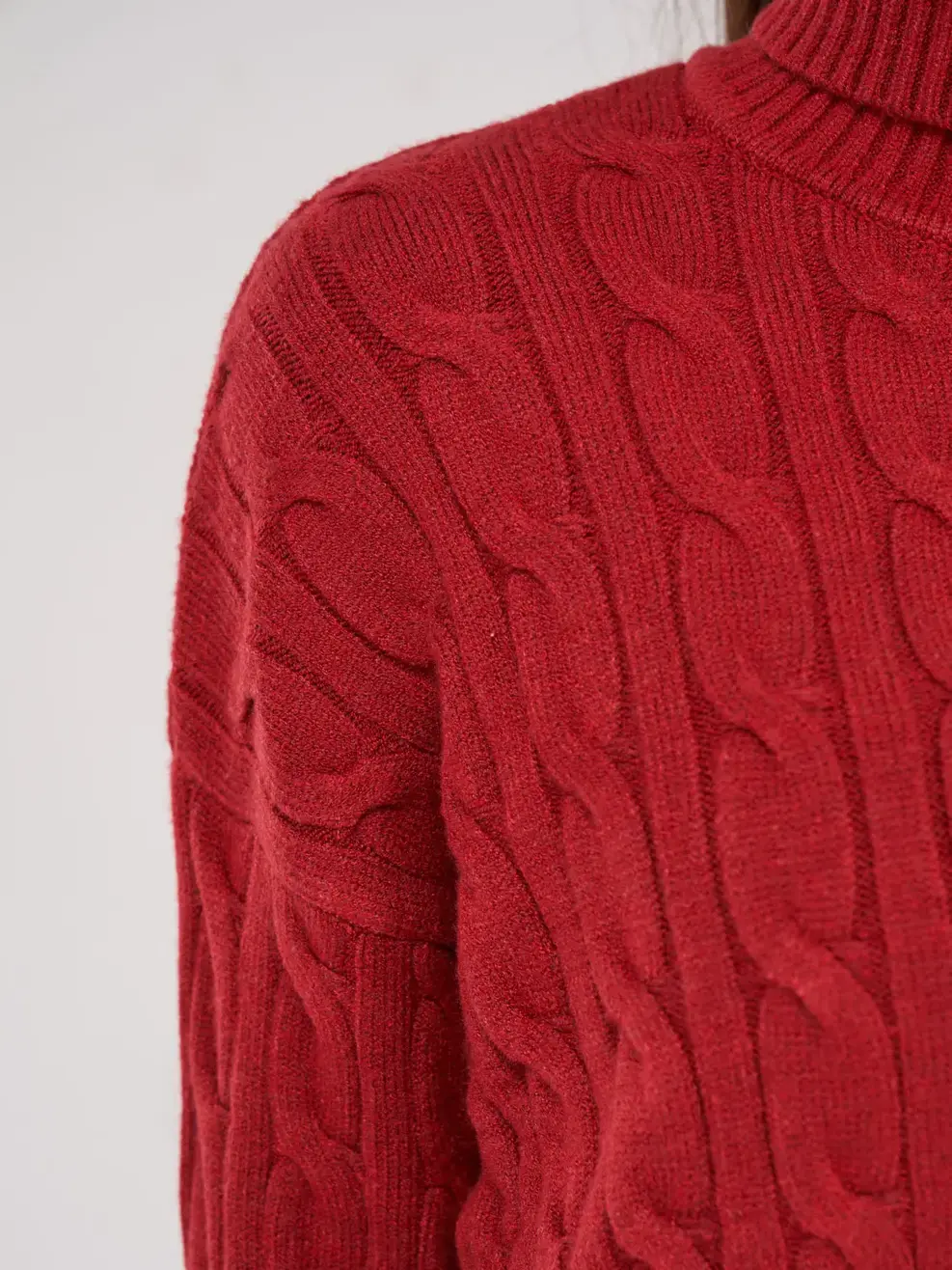 Áo len vặn thừng cổ lọ - Đỏ đô - L