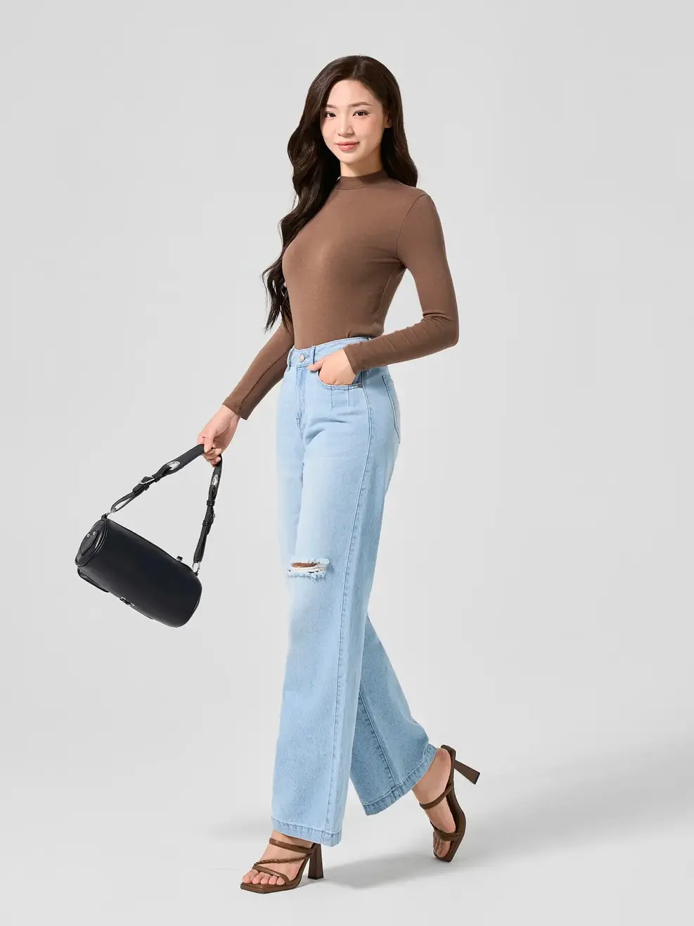 Quần Jean Nữ Ống Suông Mài Xước - Xanh nhạt - 30