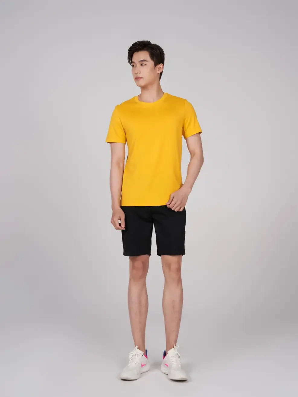 Áo thun nam in look good feel good - Vàng - S