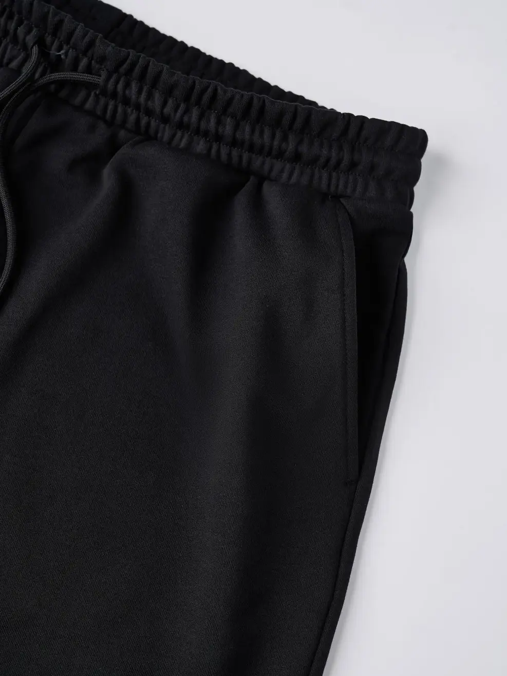 Quần Shorts Nỉ Yoguu - ĐEN 002 - L