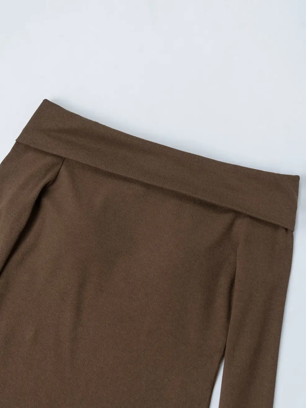 Áo Thu Đông Nữ Trễ Vai - Nâu - S