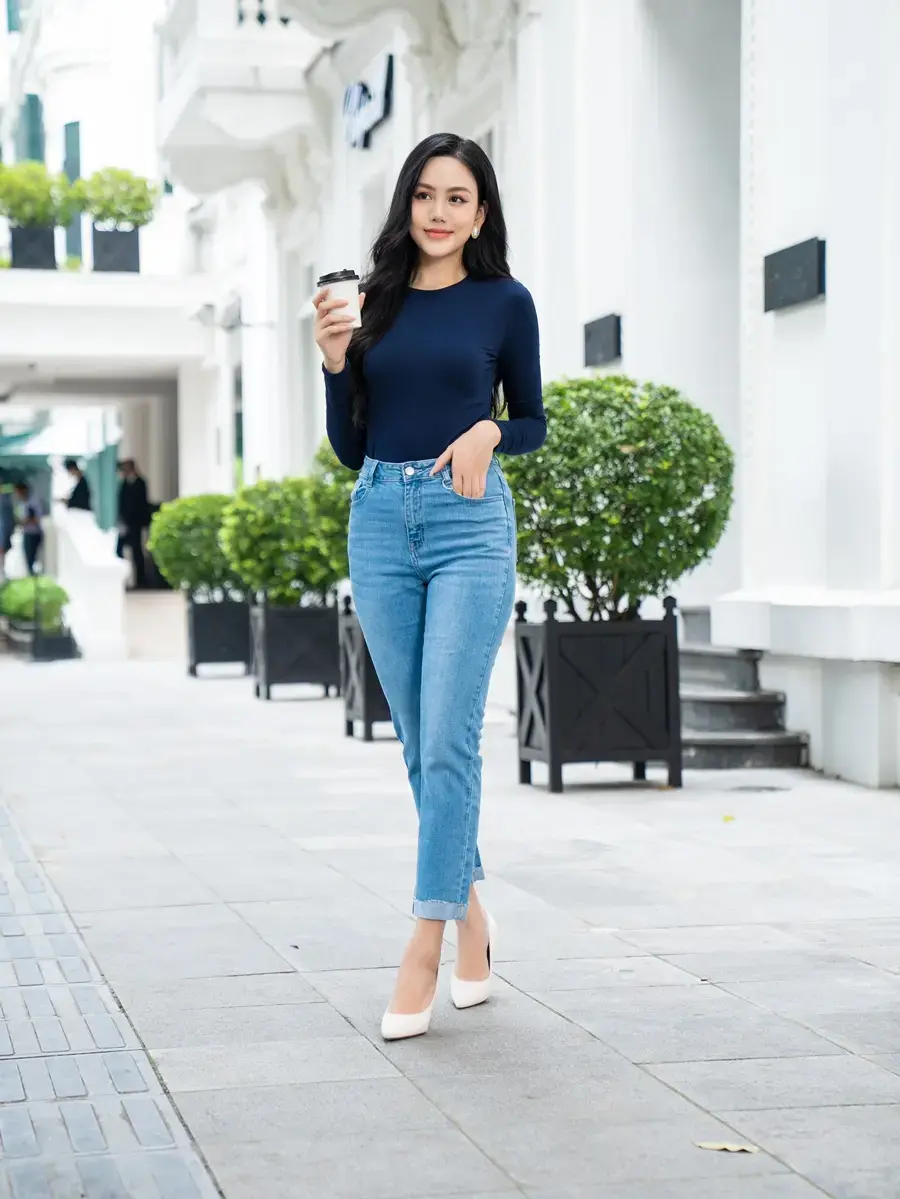 Quần jeans nữ dáng đứng xắn gấu - Xanh