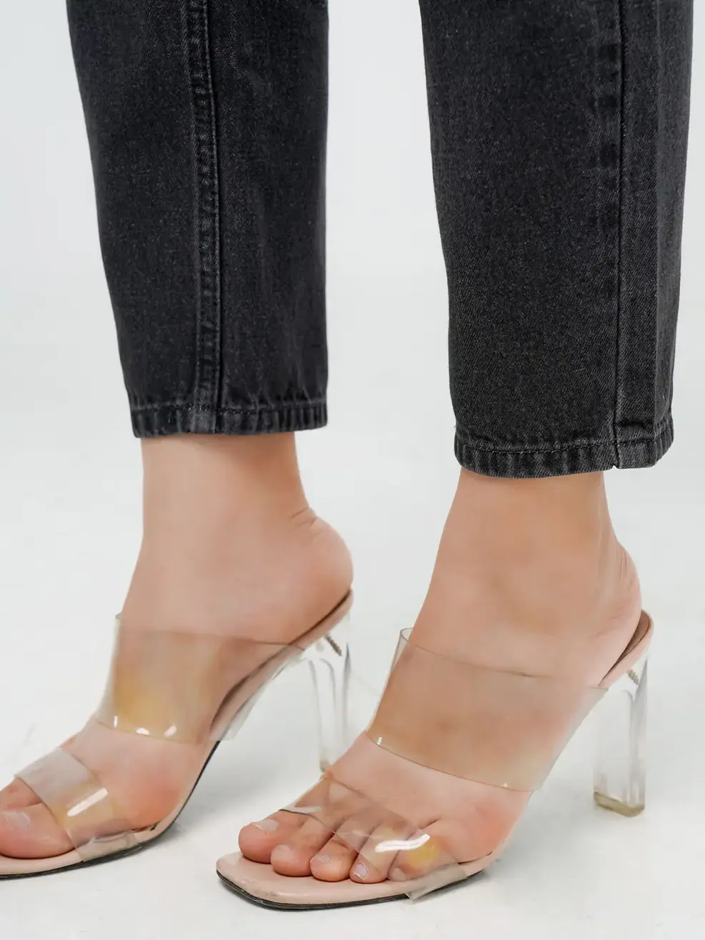 Jean nữ ôm cơ bản - Đen - 29