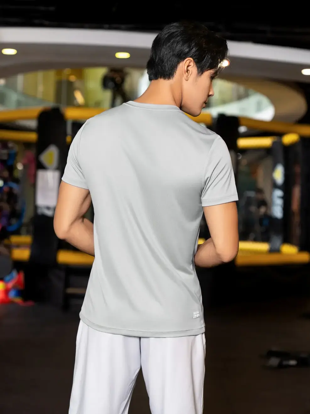 T-shirt thể thao nam - Ghi - M