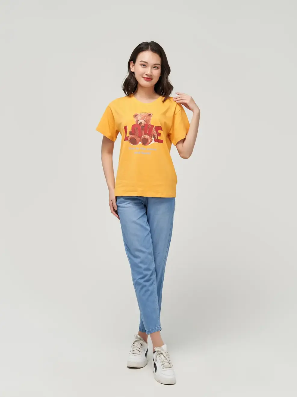 Áo thun nữ in gấu love - Vàng - L