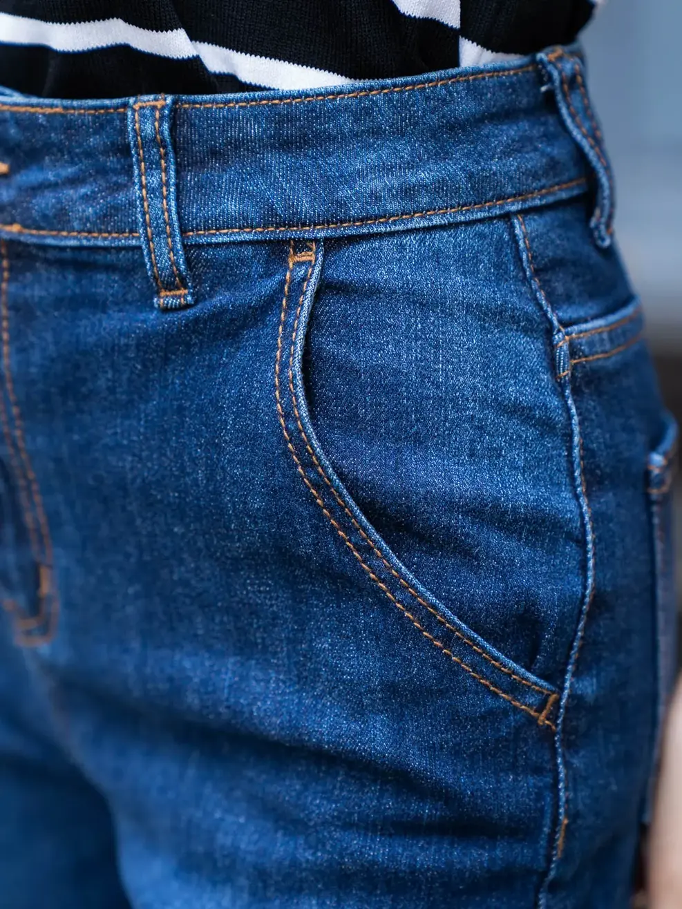 Quần jeans nữ ôm vừa xếp ly ống - Xanh đậm