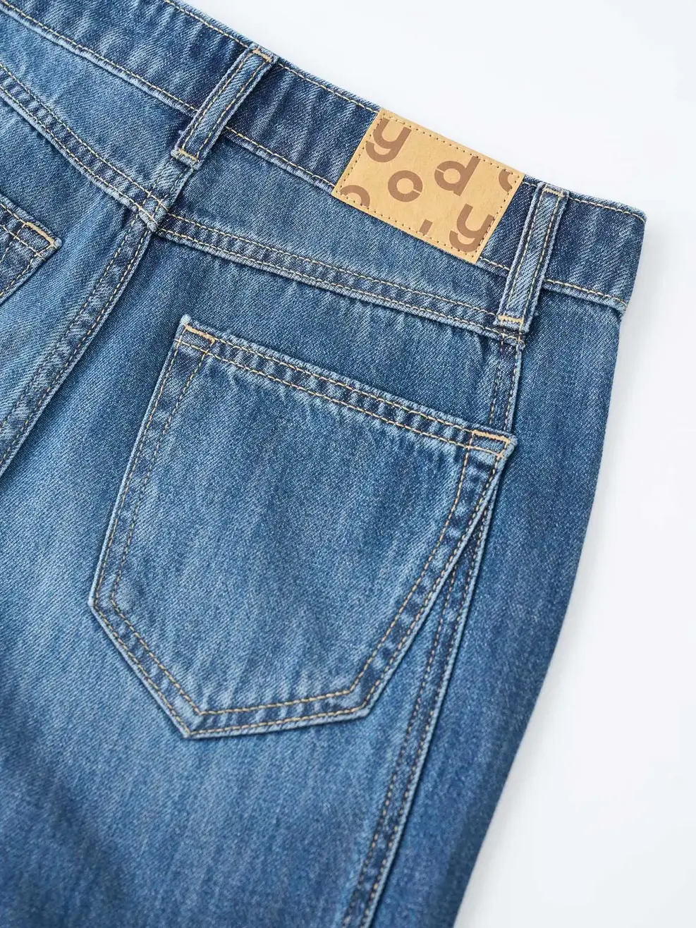 Quần Jeans Nữ Straight Cắt Cúp - Màu chàm 002 - 26