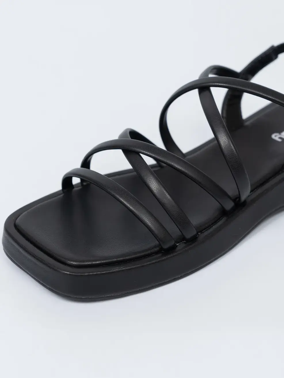 Giày Sandal Nữ Đế Bánh Mì Đan Dây - Đen - 35