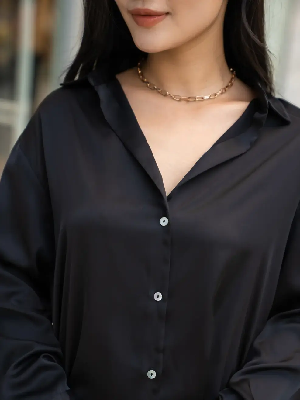 Áo sơ mi dài tay nữ lụa satin - Đen - S