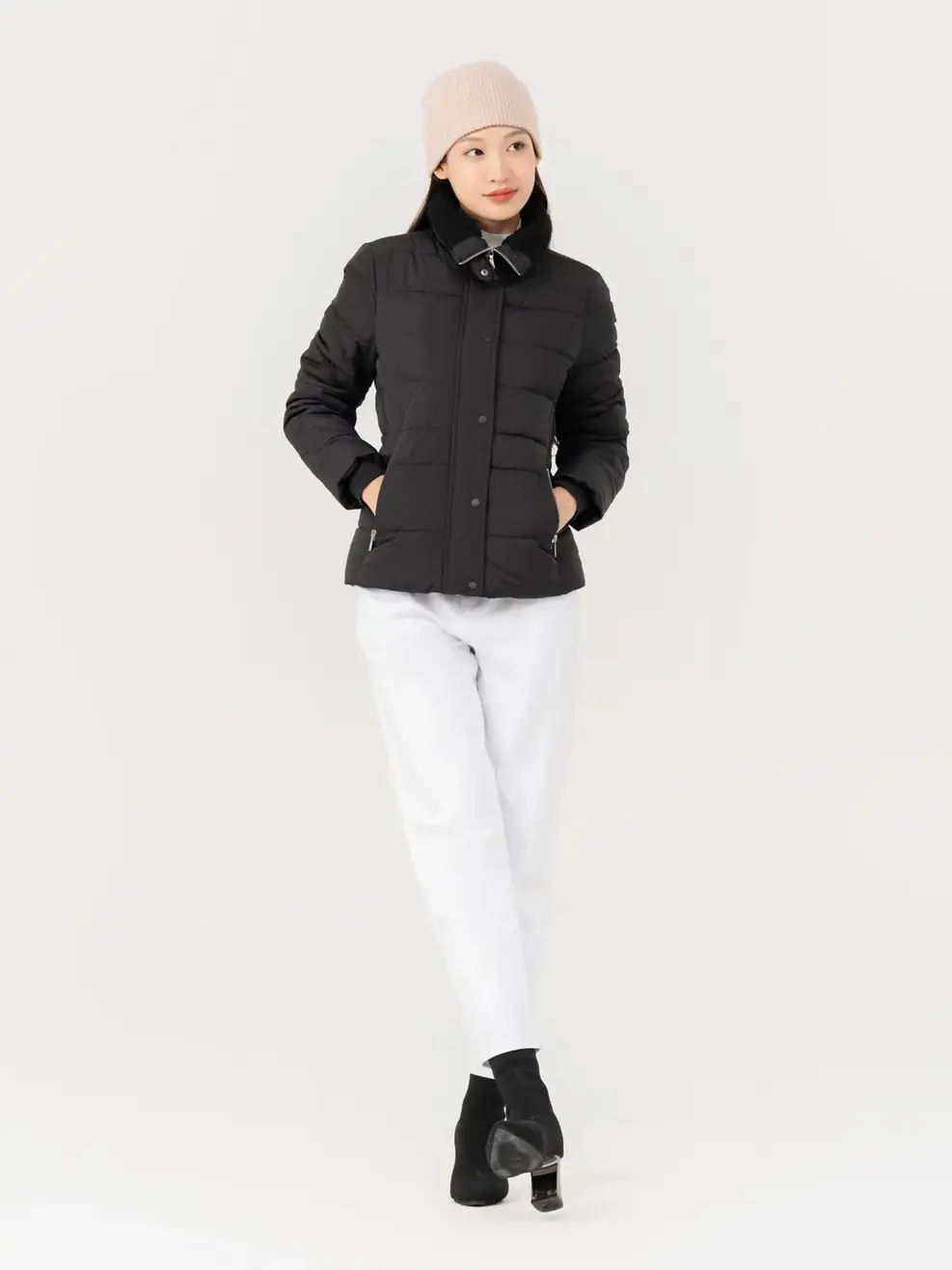 Phao Vip Nữ Dáng Ôm Cổ Phối Lông      - Đen - S