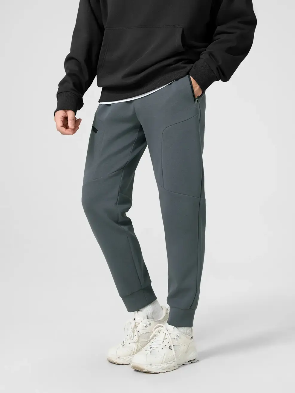 Quần Nỉ Thể Thao Nam Can Thân Phối Khoá - Ghi Đậm - 29