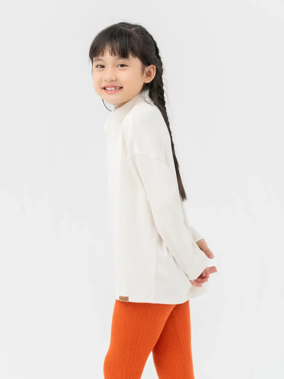 Áo Thun Trẻ Em Dài Tay Dáng Suông Cổ Lộ - Kem - 2