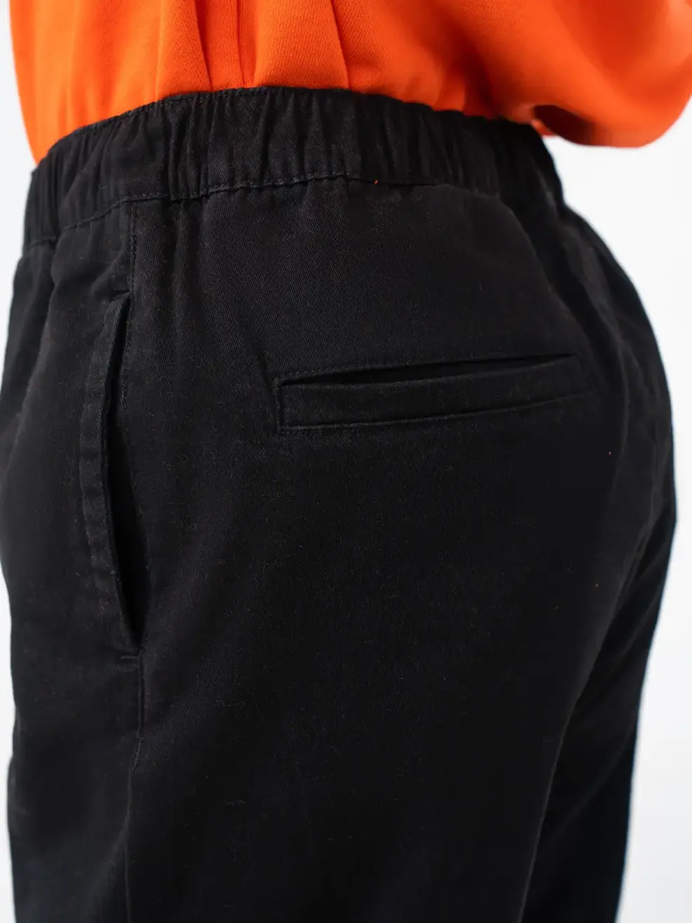 Quần khaki trẻ em jogger can gối - Đen