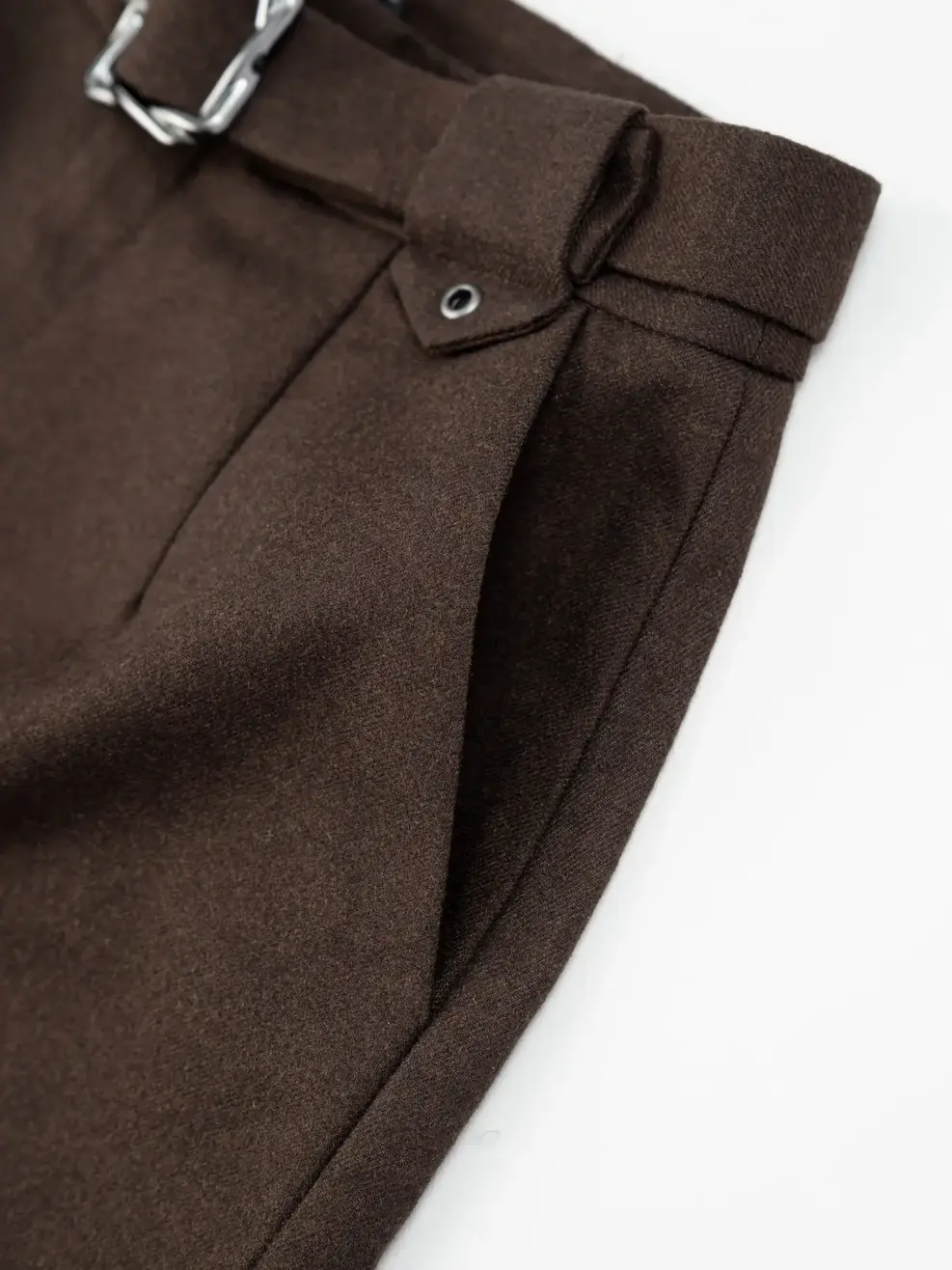 Quần Sooc Nữ Dạ Đai Kim loại - Nâu đậm - S